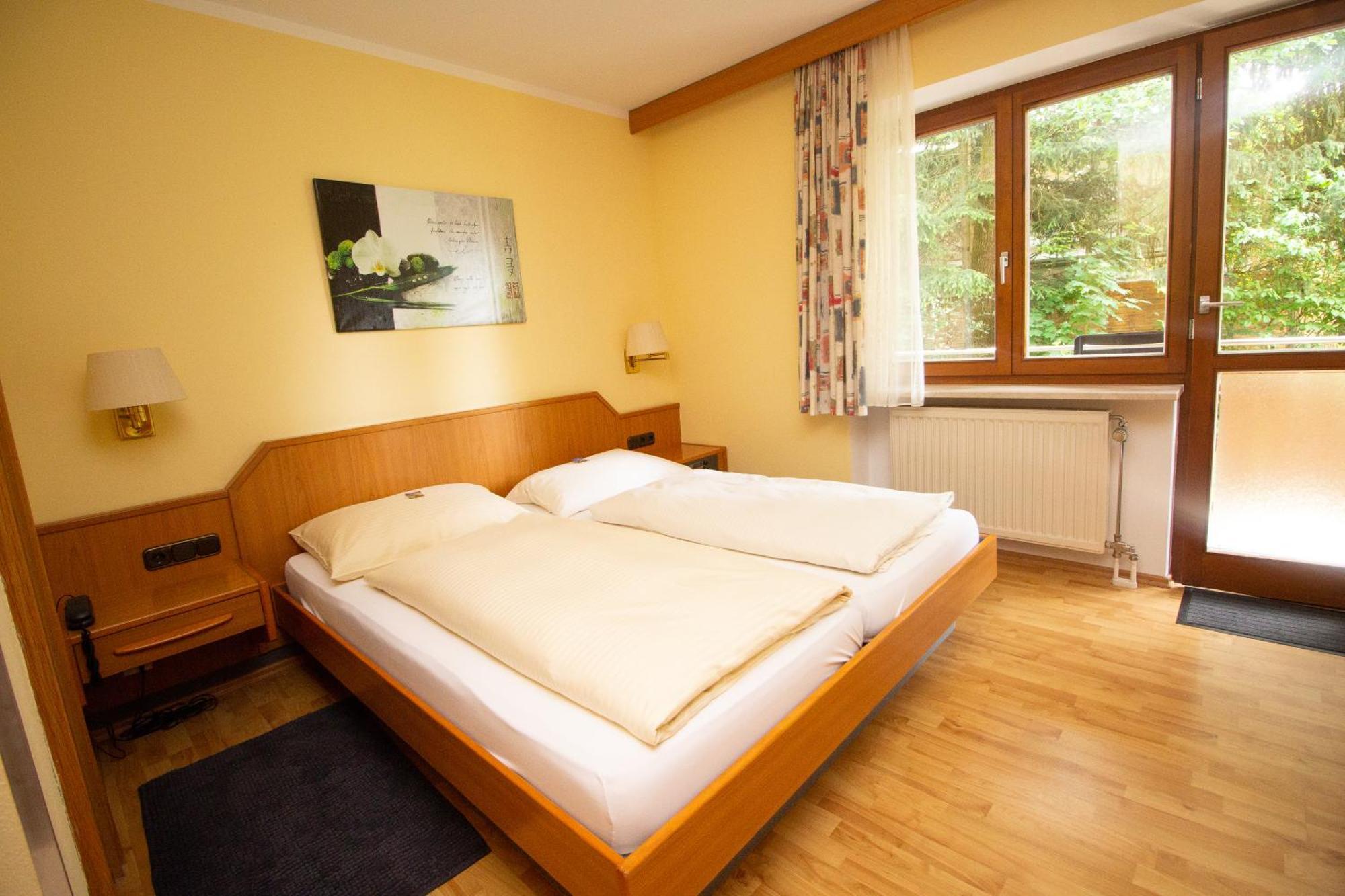 Hotel Am Wald Ottobrunn Kültér fotó